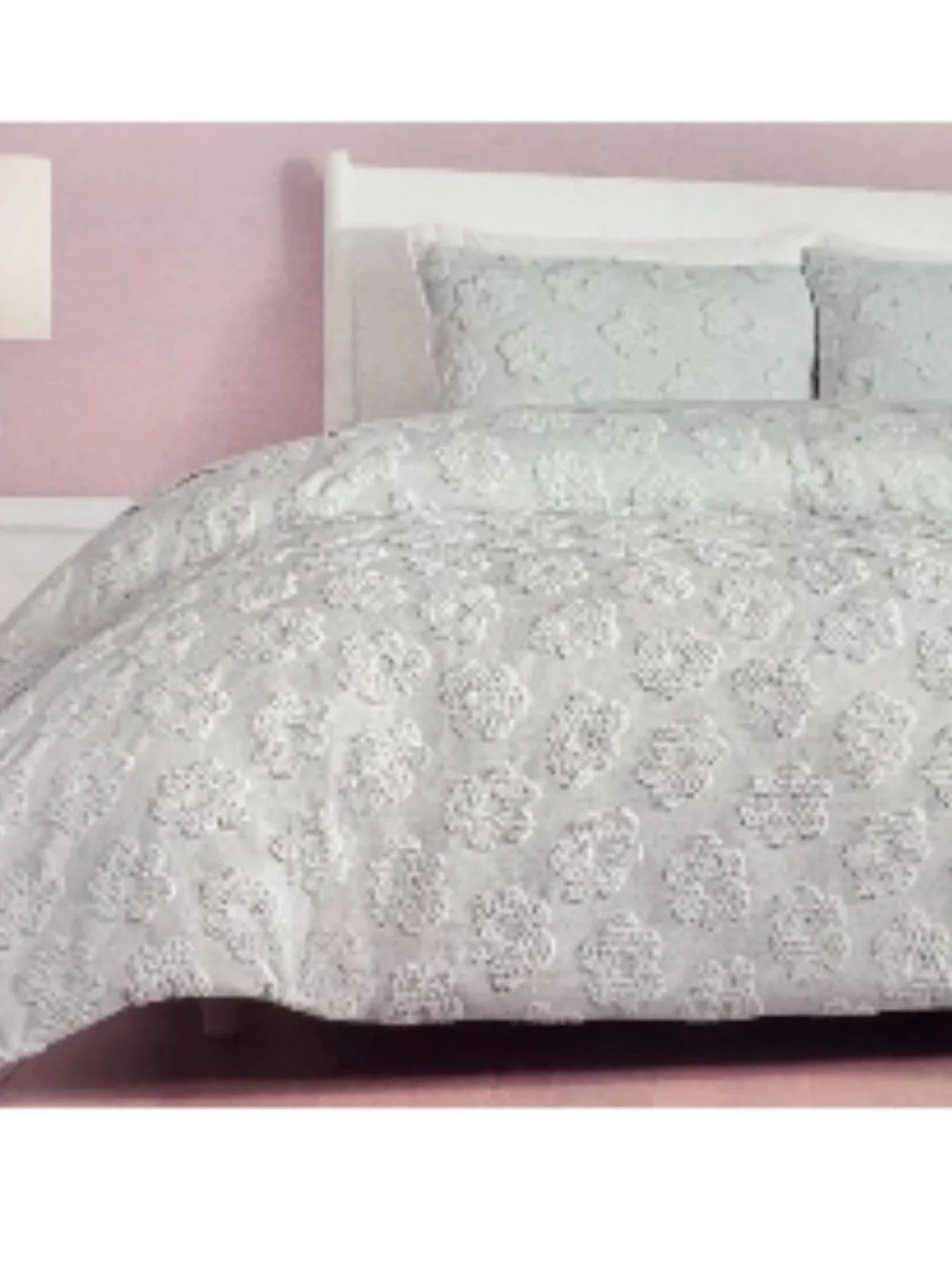 NEW Kate Spade New York Pop Floral in Marshmallow- Queen size